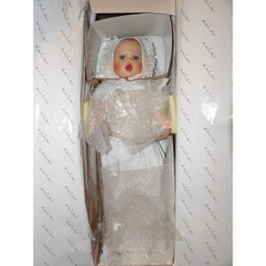The Danbury Mint Gerber Baby Doll, White